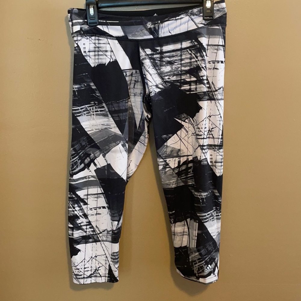 Ankle length Adidas workout leggings